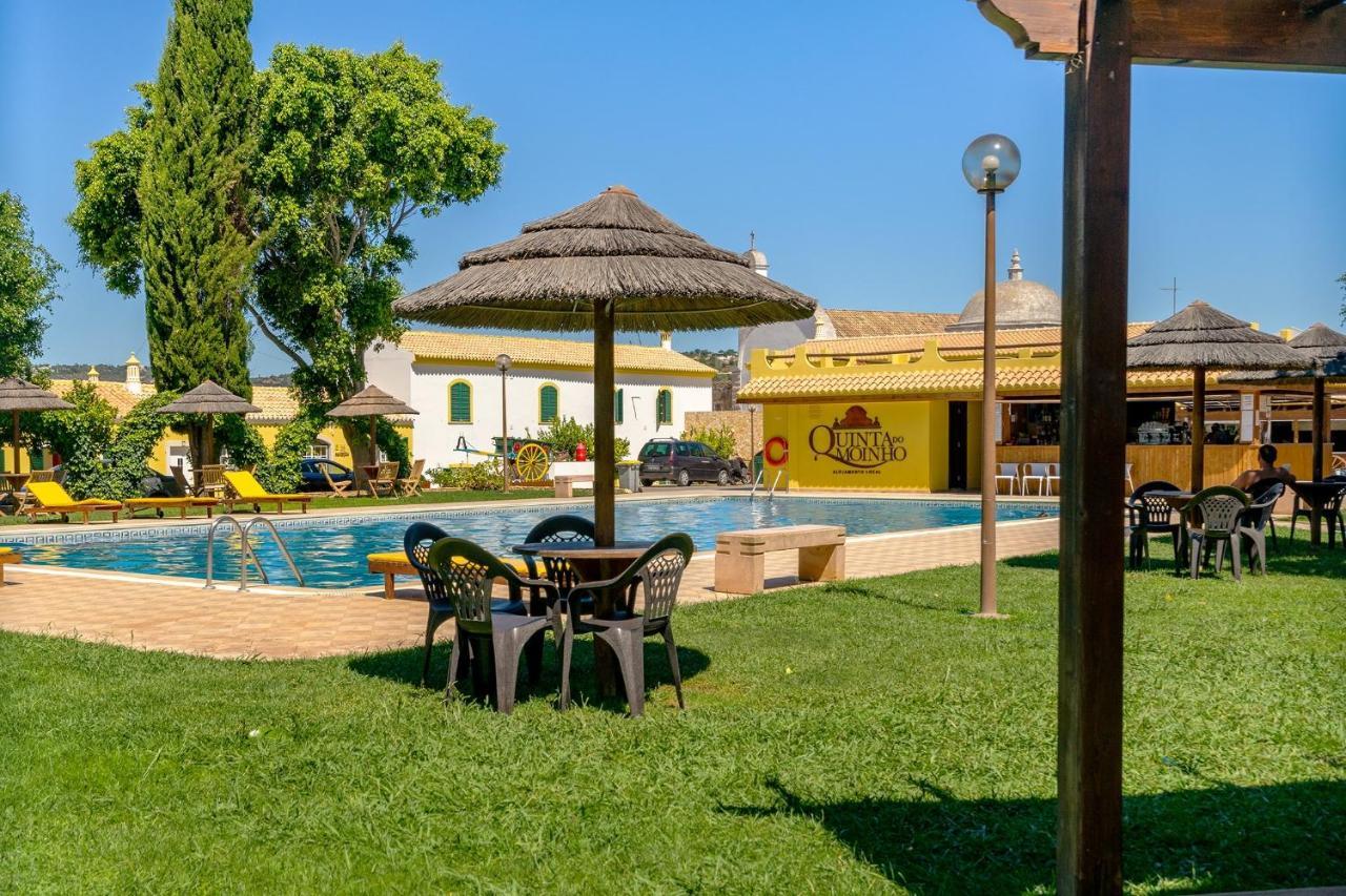 Готель Loule Charming Екстер'єр фото